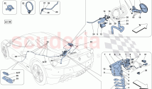 MECHANISMUS ZUM ÖFFNEN DER MOTORRAUMKLAPPE UND DER KRAFTSTOFFTANKKLAPPE